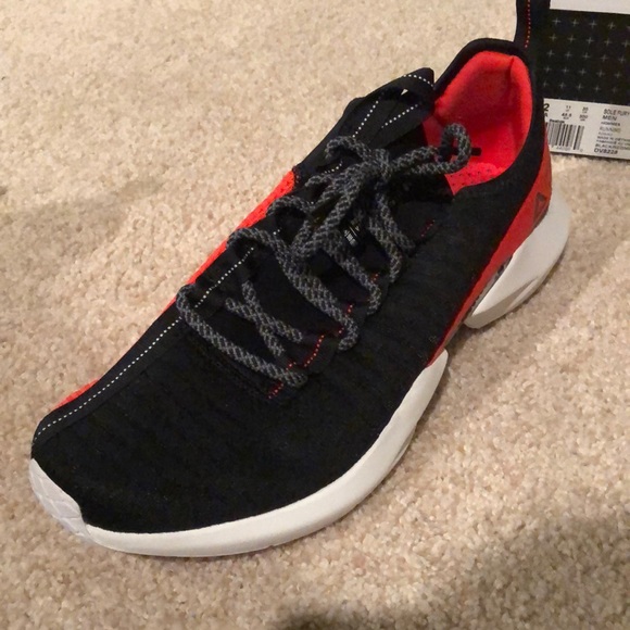 Reebox Sole Fury “Black Red” - Picture 5 of 8